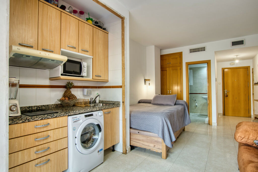 Ground Floor Studio Rincón de la Victoria Málaga - image 8