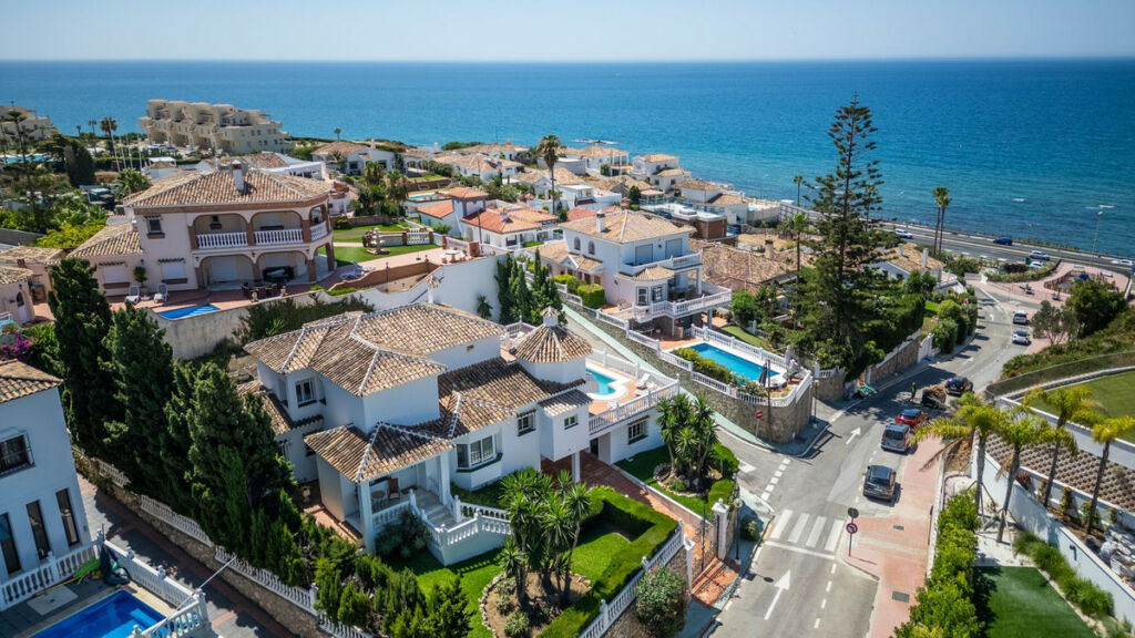 Detached Villa Mijas Costa Málaga - image 8