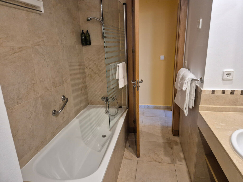 Ground Floor Apartment Manilva Málaga - image 8