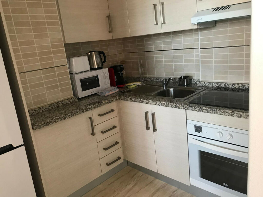Middle Floor Apartment Benidorm Alicante - image 8