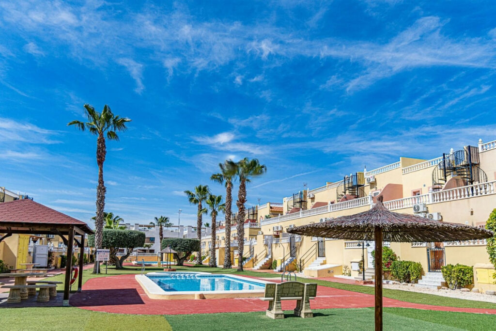 Ground Floor Apartment La Zenia Alicante - image 12