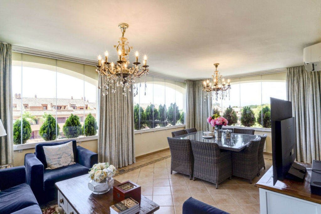 Penthouse Duplex Bahía de Marbella Málaga - image 8