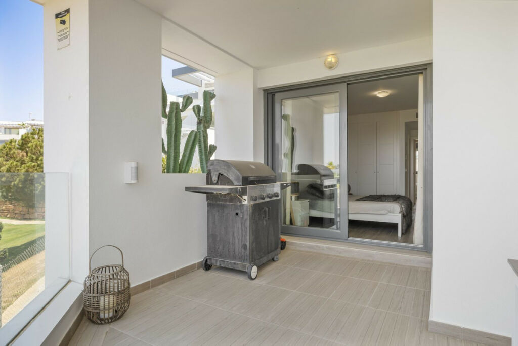 Ground Floor Apartment Cabopino Málaga - image 8