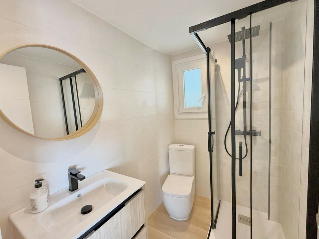 Penthouse Fuengirola Málaga - image 8