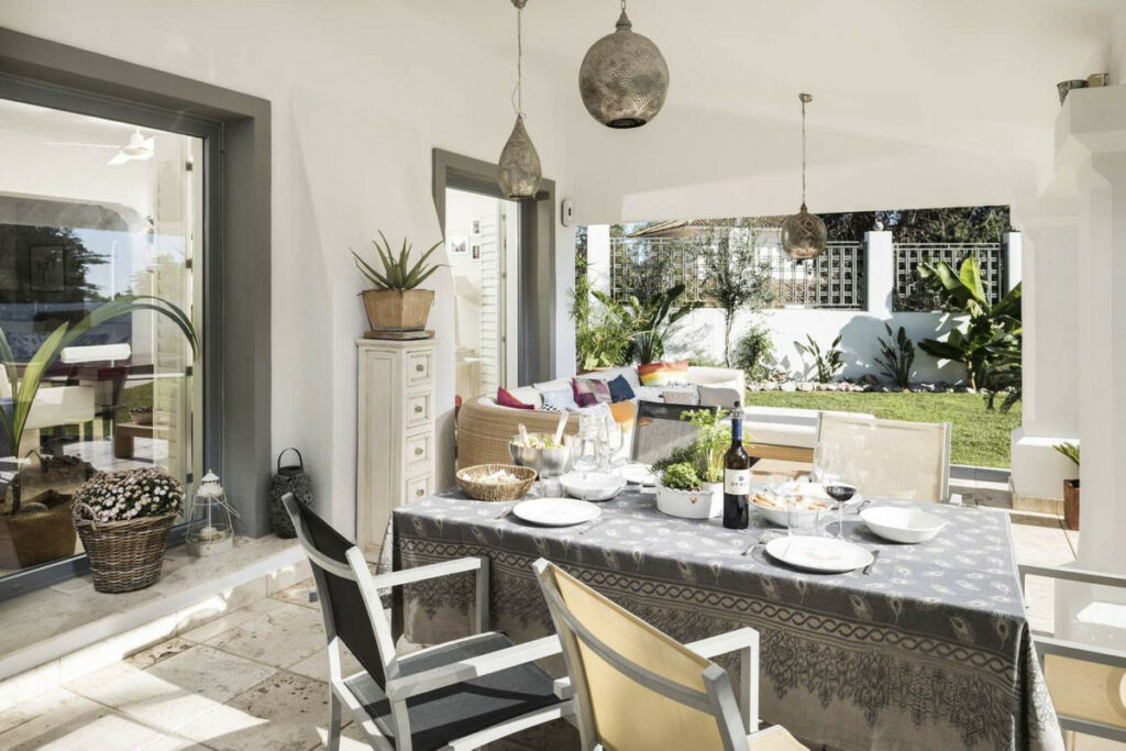 Detached Villa La Quinta Málaga - image 8