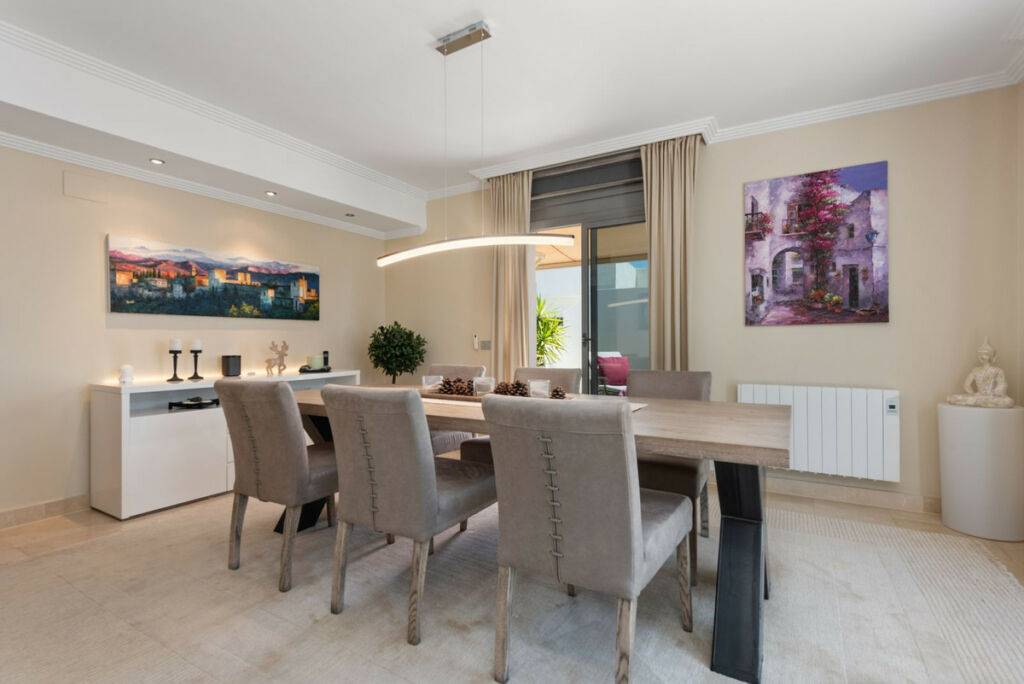 Penthouse Los Flamingos Málaga - image 8