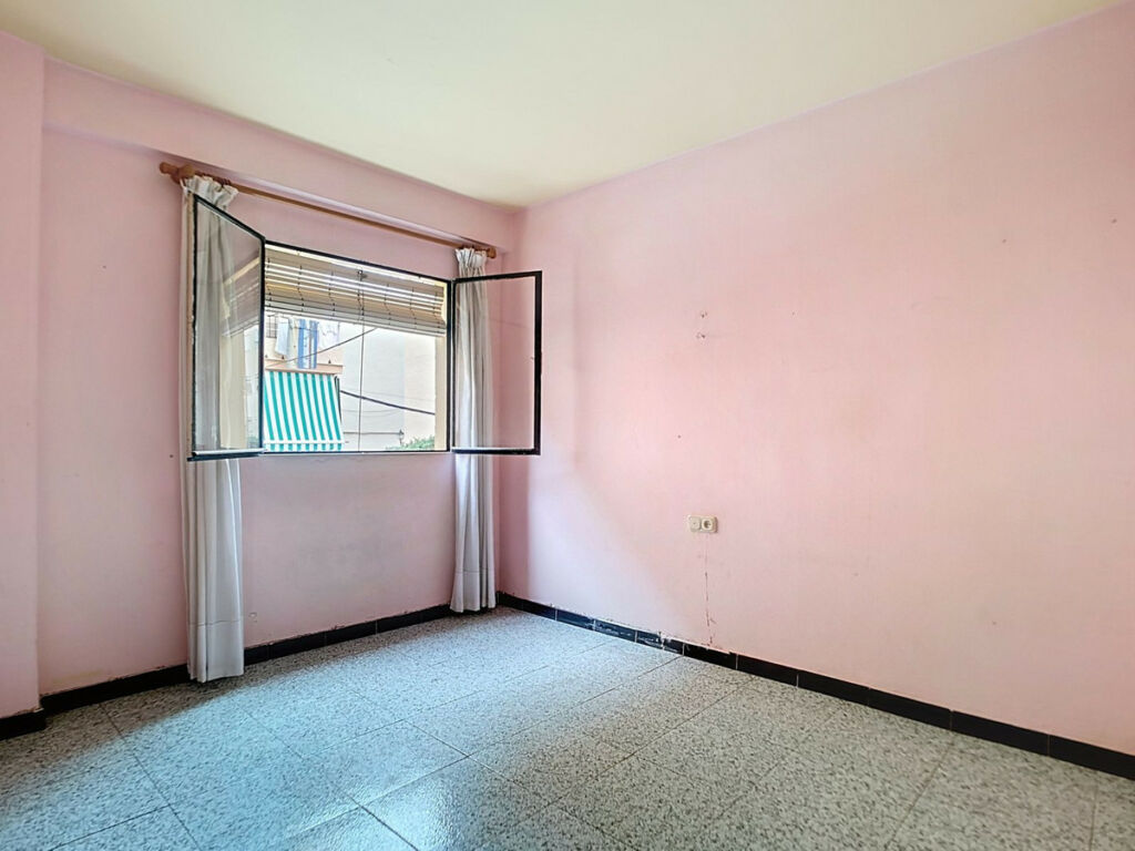Middle Floor Apartment Fuengirola Málaga - image 8