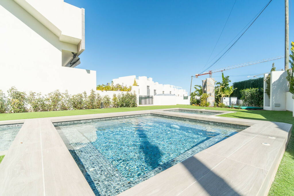 Ground Floor Apartment Los Balcones Alicante - image 8