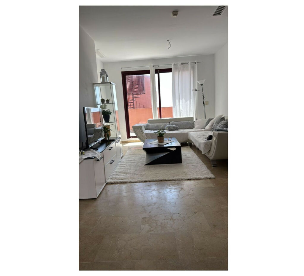Penthouse Manilva Málaga - image 8
