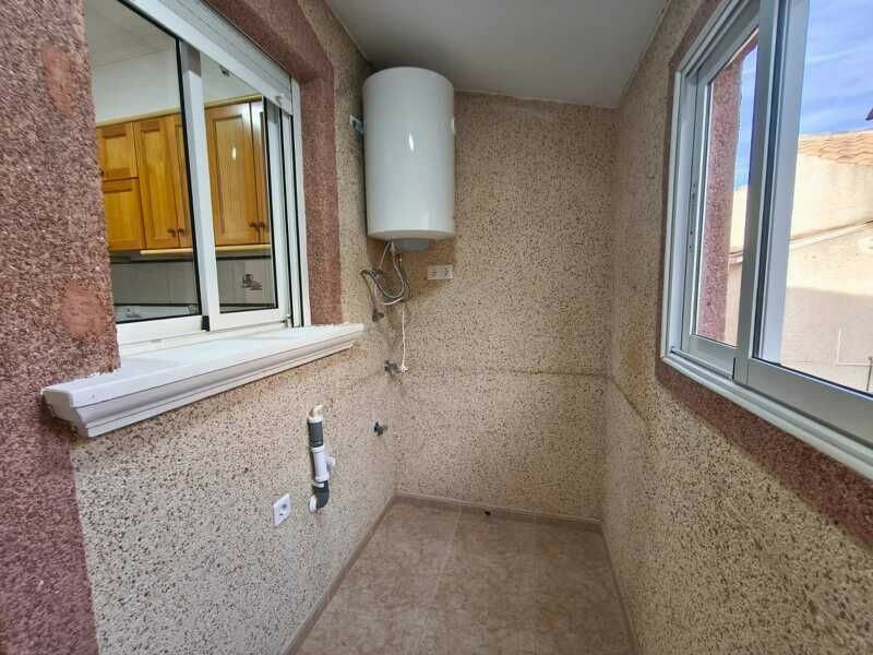 Detached Villa Algorfa Alicante - image 9