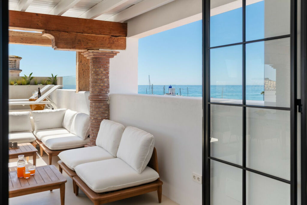 Penthouse Duplex La Duquesa Málaga - image 27
