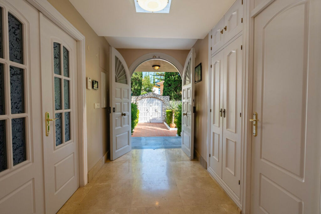 Detached Villa Mijas Málaga - image 9