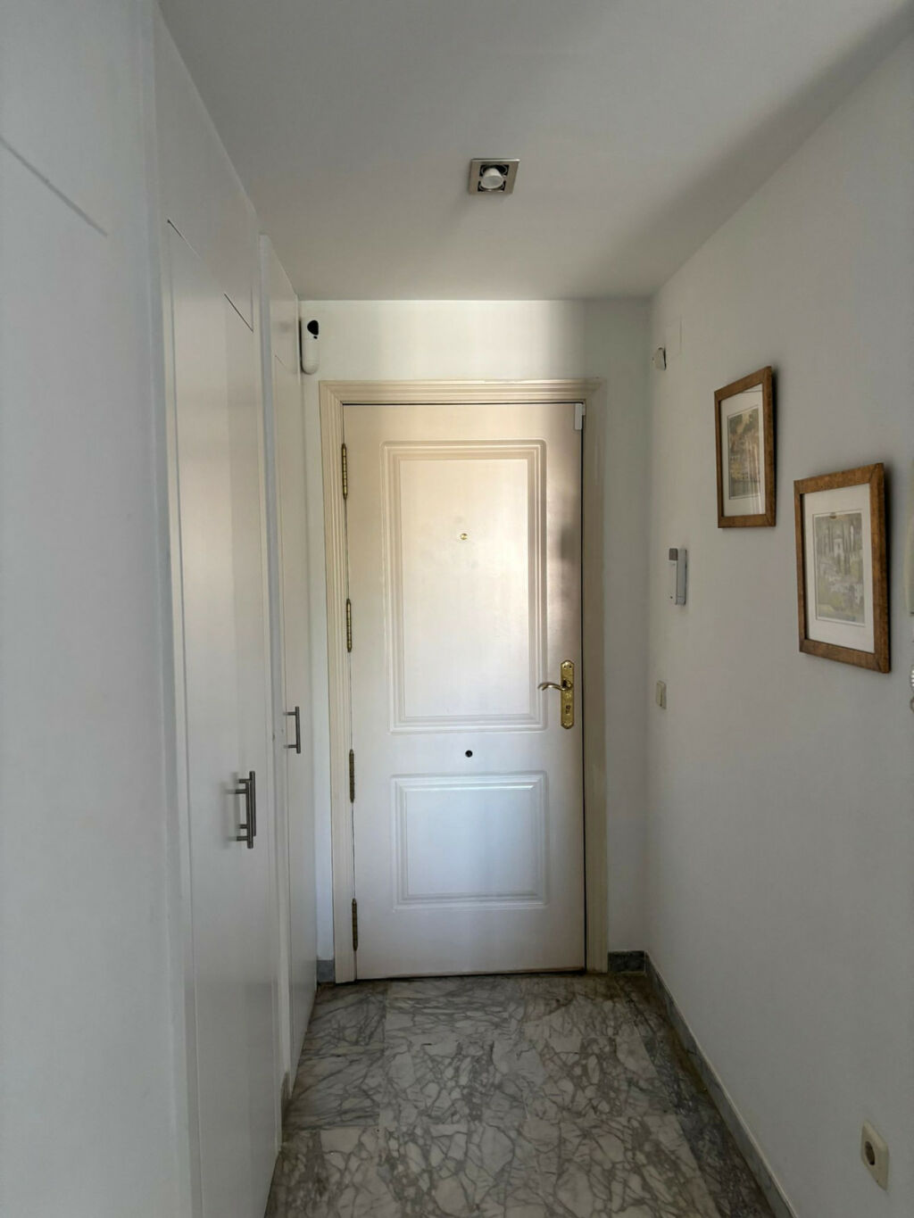 Middle Floor Apartment Nueva Andalucía Málaga - image 9