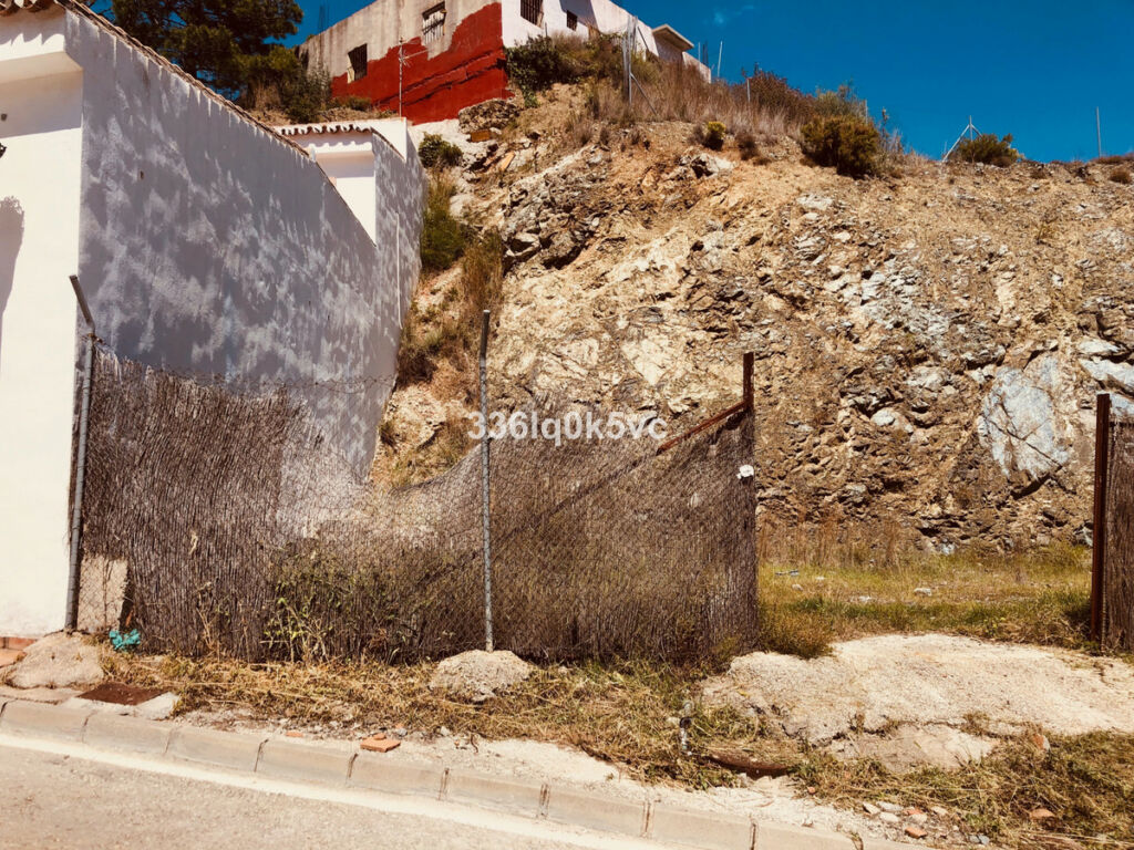 Residential Plot Benahavís Málaga - image 9