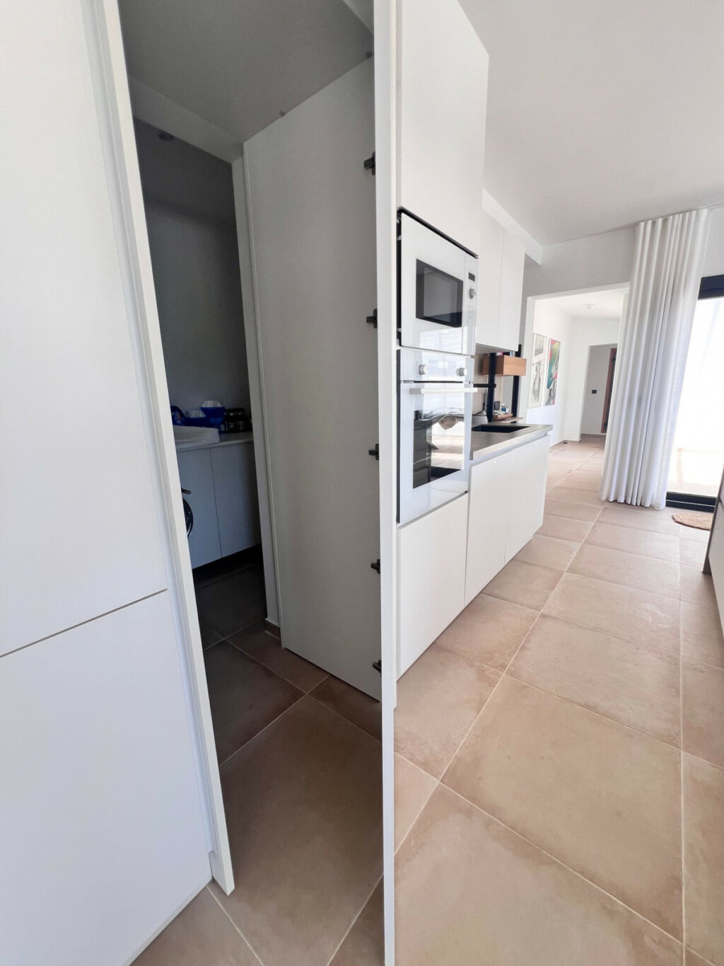 Detached Villa Estepona Málaga - image 9