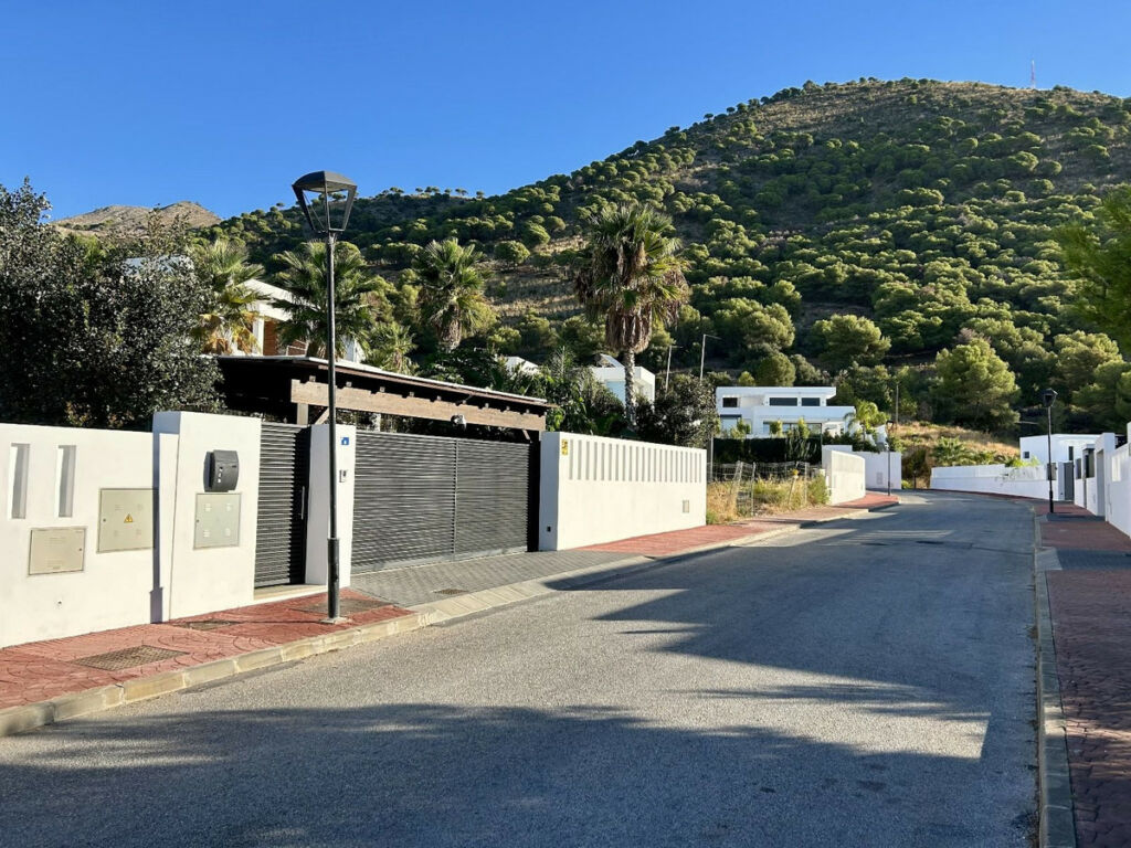 Detached Villa Mijas Málaga - image 9
