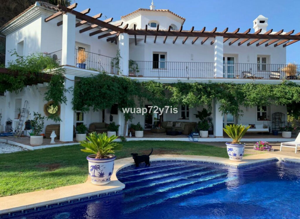 Detached Villa Benahavís Málaga