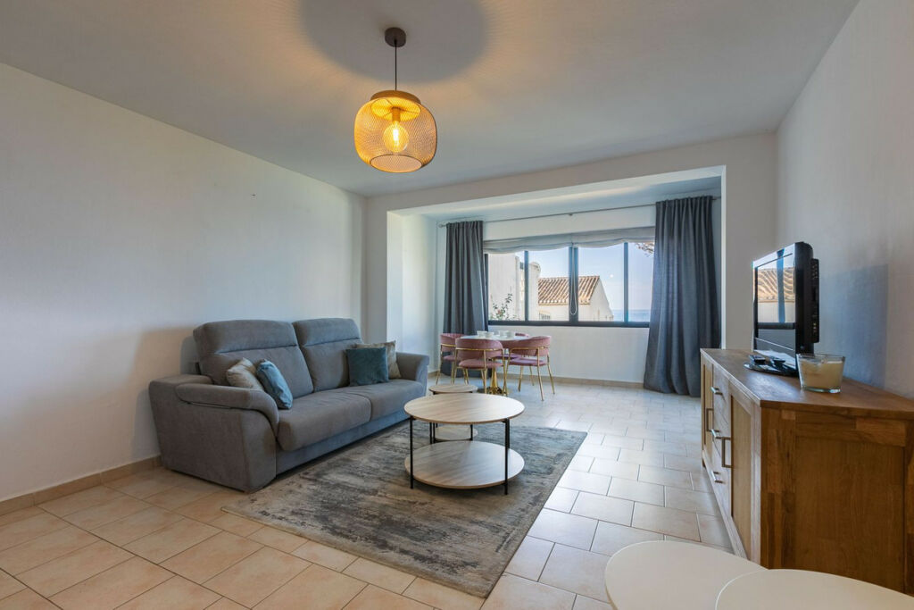 Duplex Calahonda Málaga - image 9