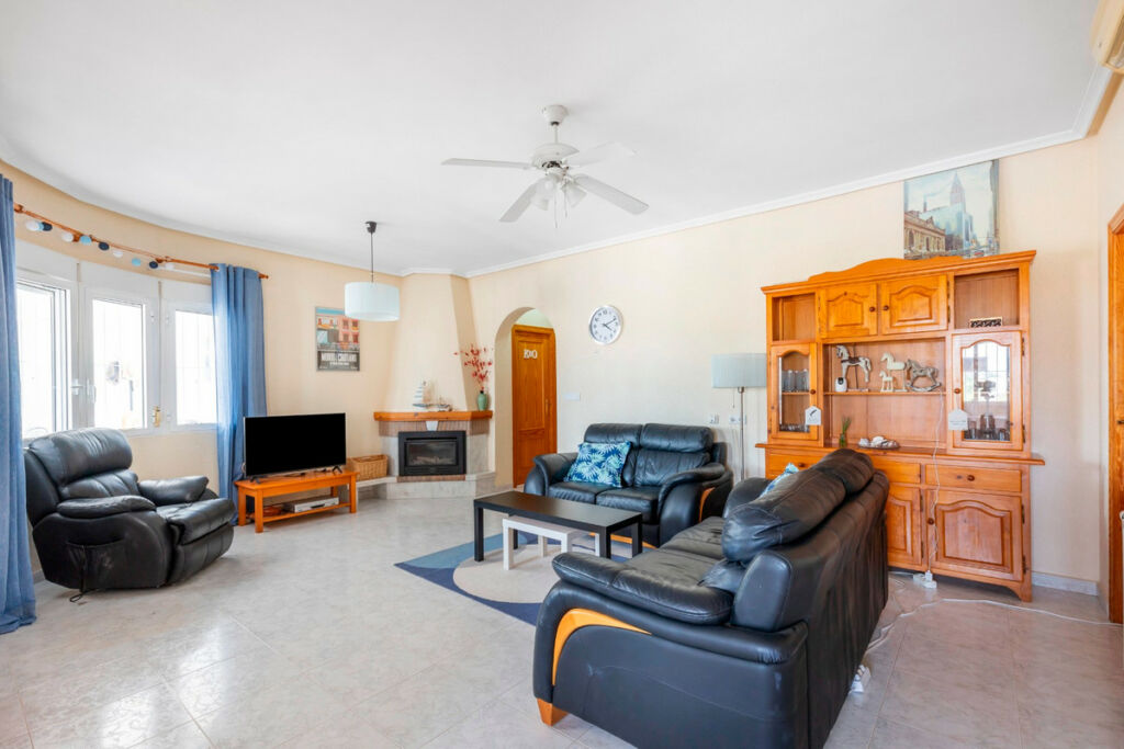 Detached Villa San Fulgencio Alicante - image 9