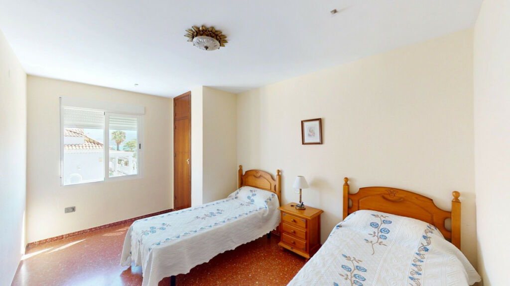 Middle Floor Apartment Torre del Mar Málaga - image 9
