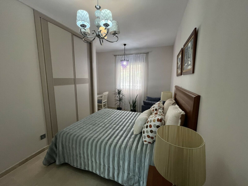 Penthouse Estepona Málaga - image 9