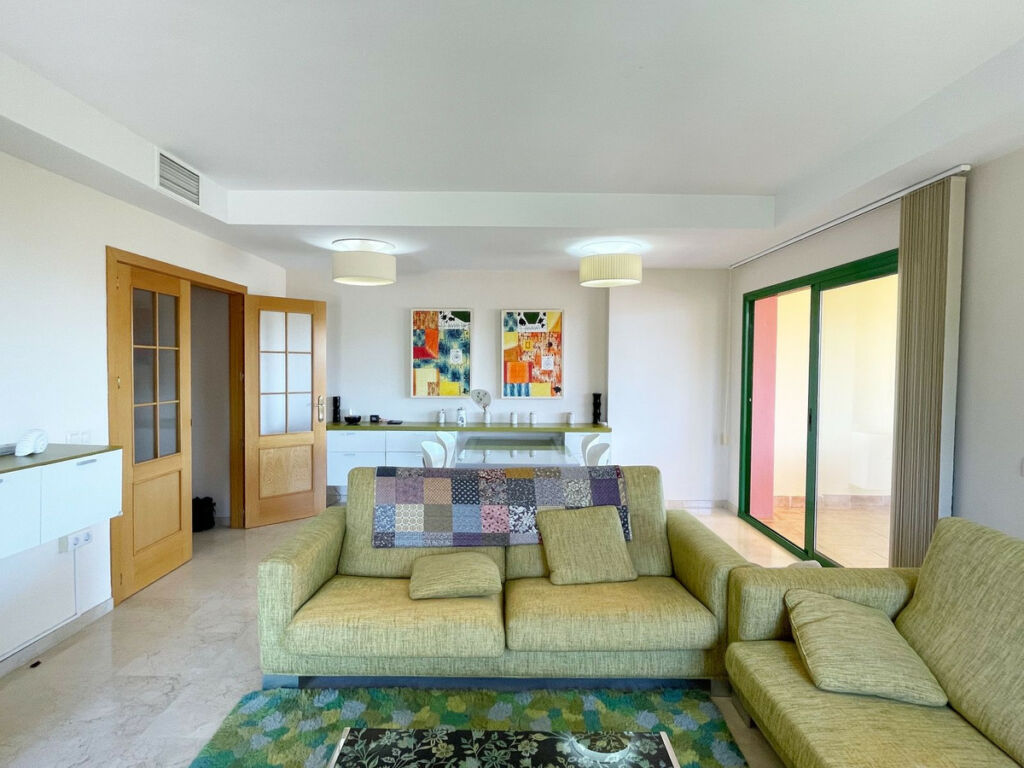 Penthouse Duplex Torreblanca Málaga - image 9