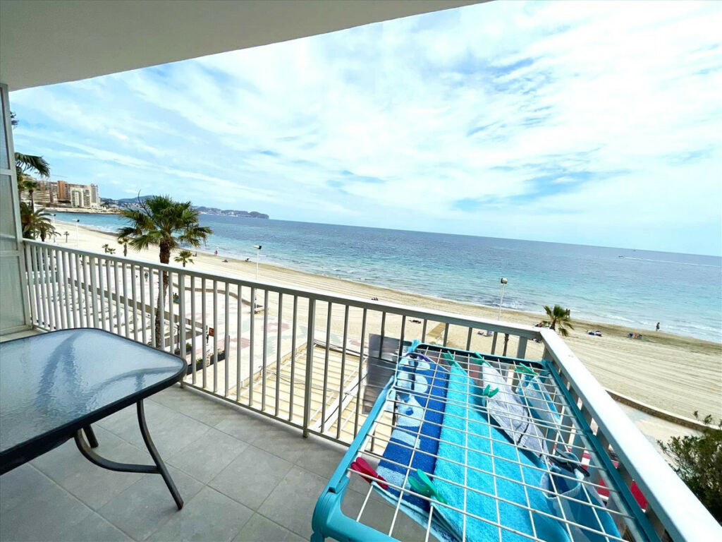 Middle Floor Apartment Calpe Alicante - image 9