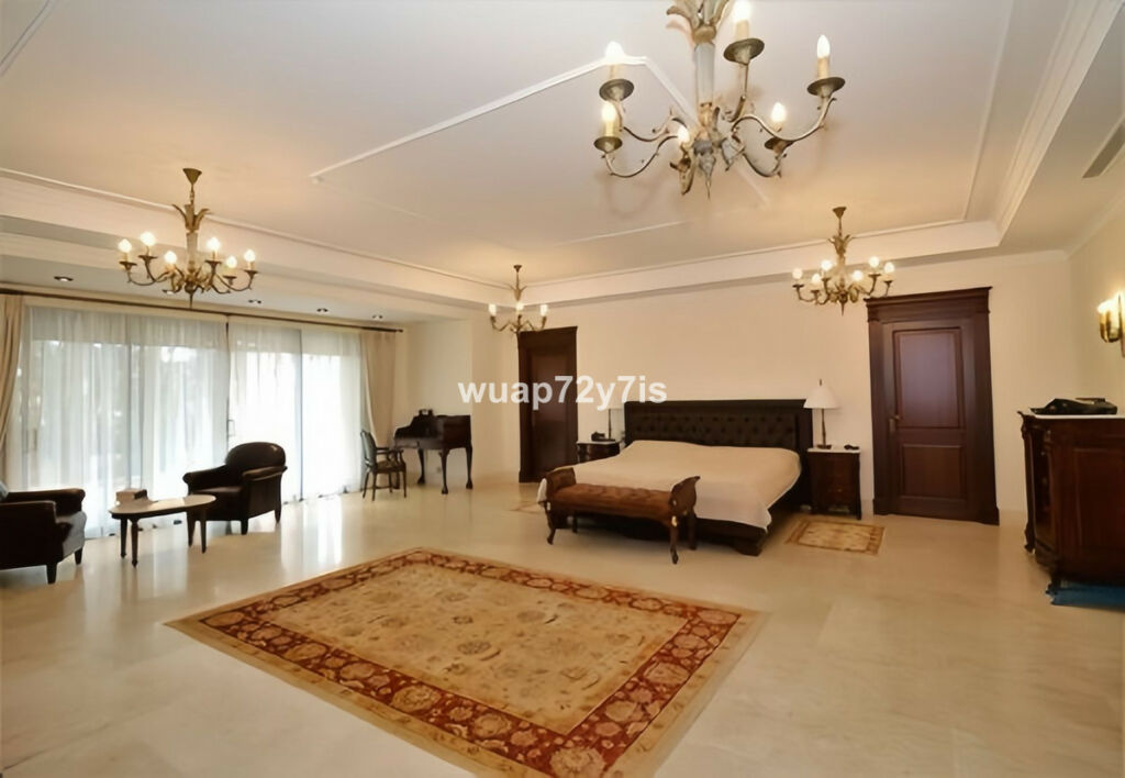 Detached Villa Marbella Málaga - image 9