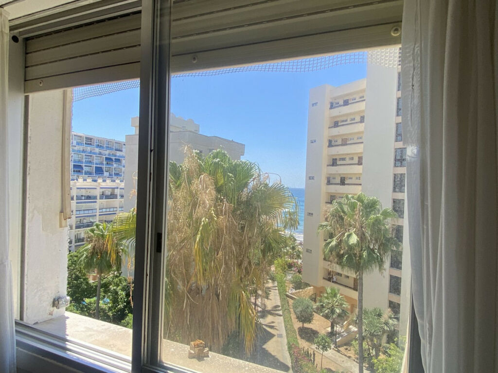 Middle Floor Apartment Marbella Málaga - image 9
