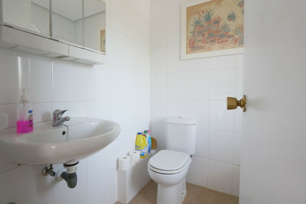 Middle Floor Apartment Puerto de Cabopino Málaga - image 11