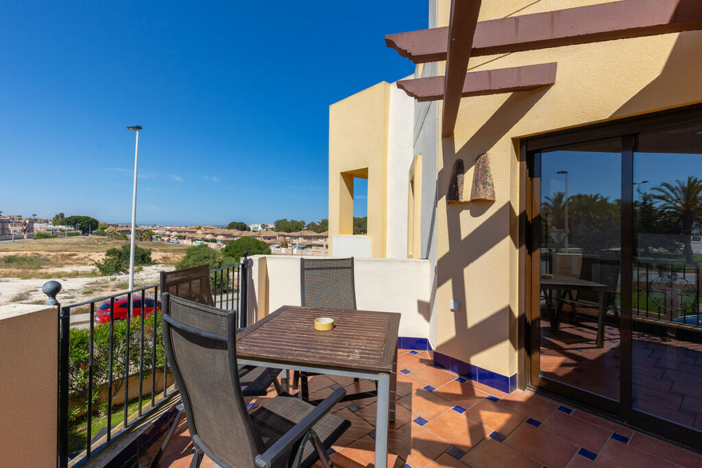 Middle Floor Apartment Los Altos Alicante - image 9