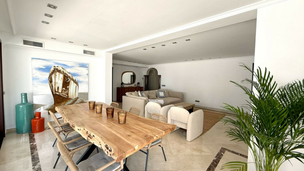 Detached Villa San Pedro de Alcántara Málaga - image 9