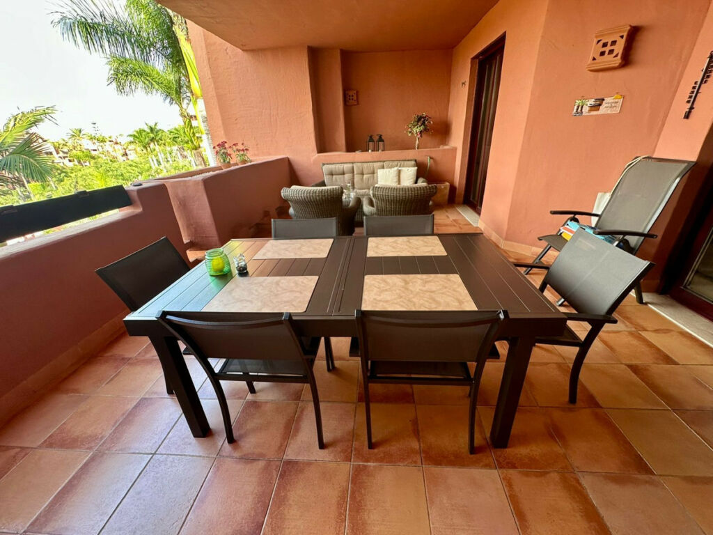 Middle Floor Apartment Estepona Málaga - image 9