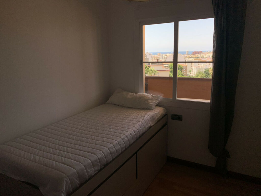 Middle Floor Apartment Estepona Málaga - image 9