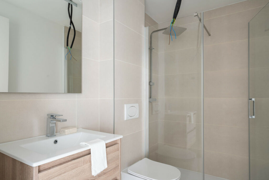 Middle Floor Apartment Fuengirola Málaga - image 9
