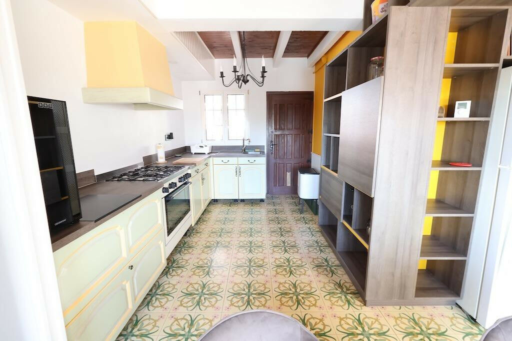Detached Villa Villamartin Alicante - image 9