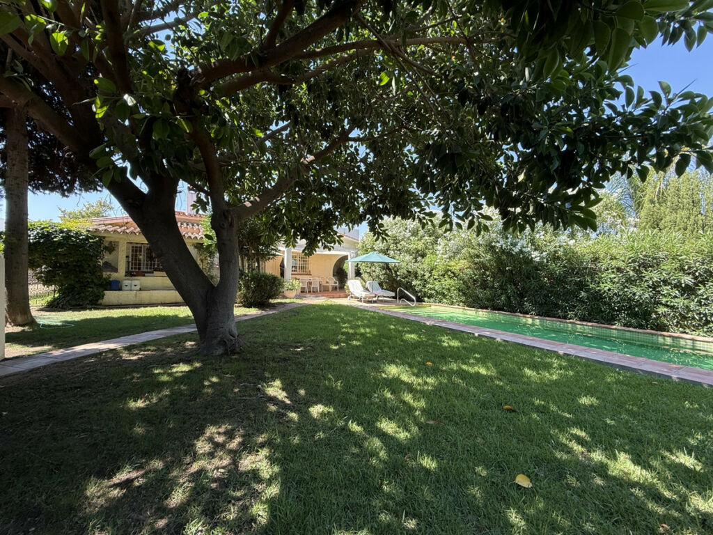 Detached Villa San Pedro de Alcántara Málaga - image 14