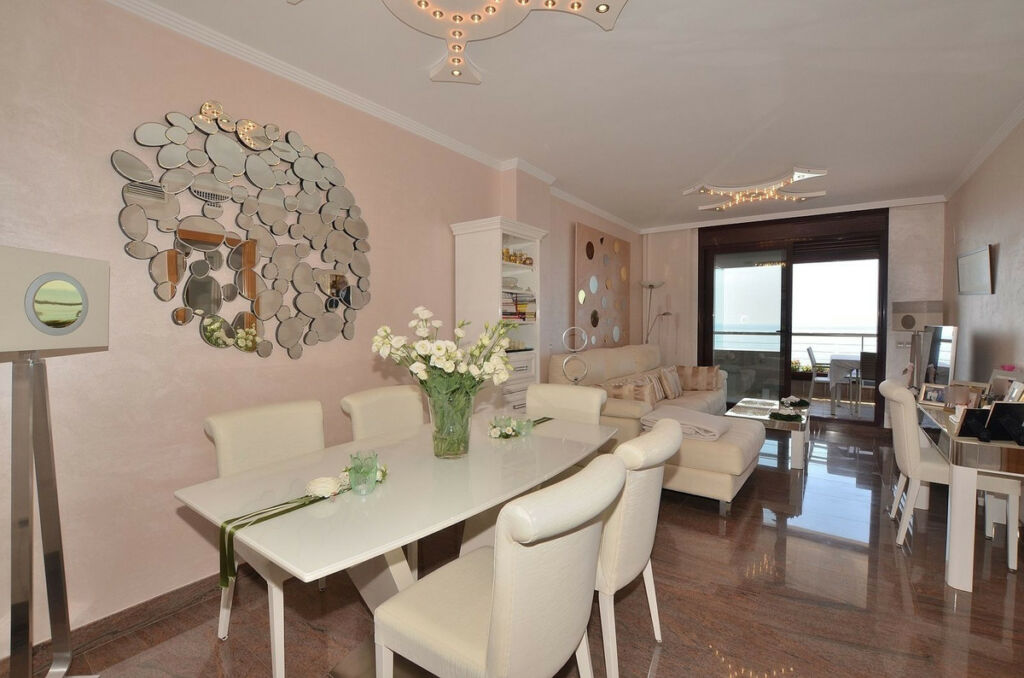 Penthouse Carvajal Málaga - image 9