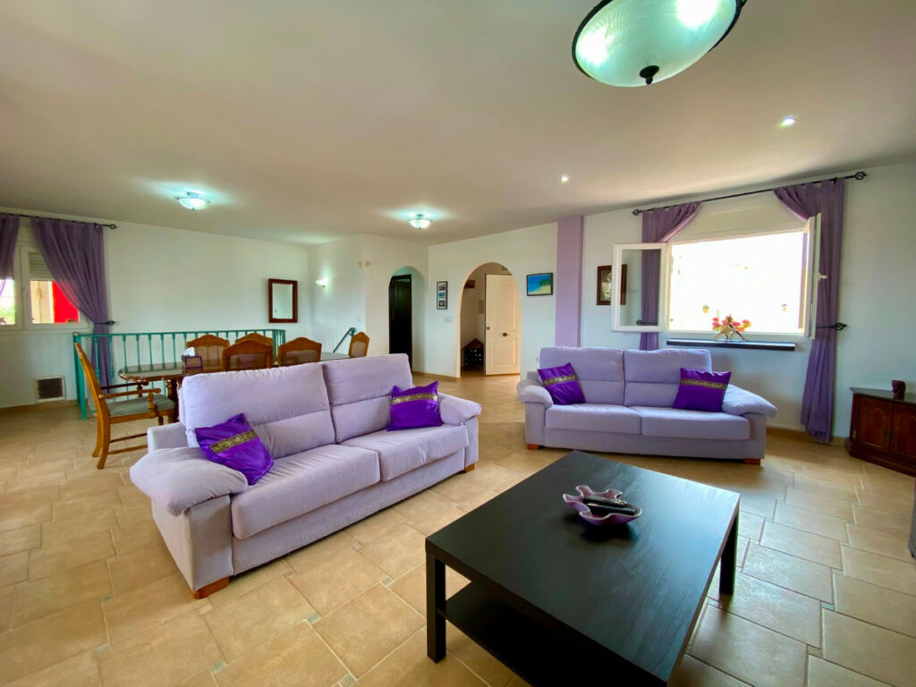 Detached Villa Algorfa Alicante - image 9