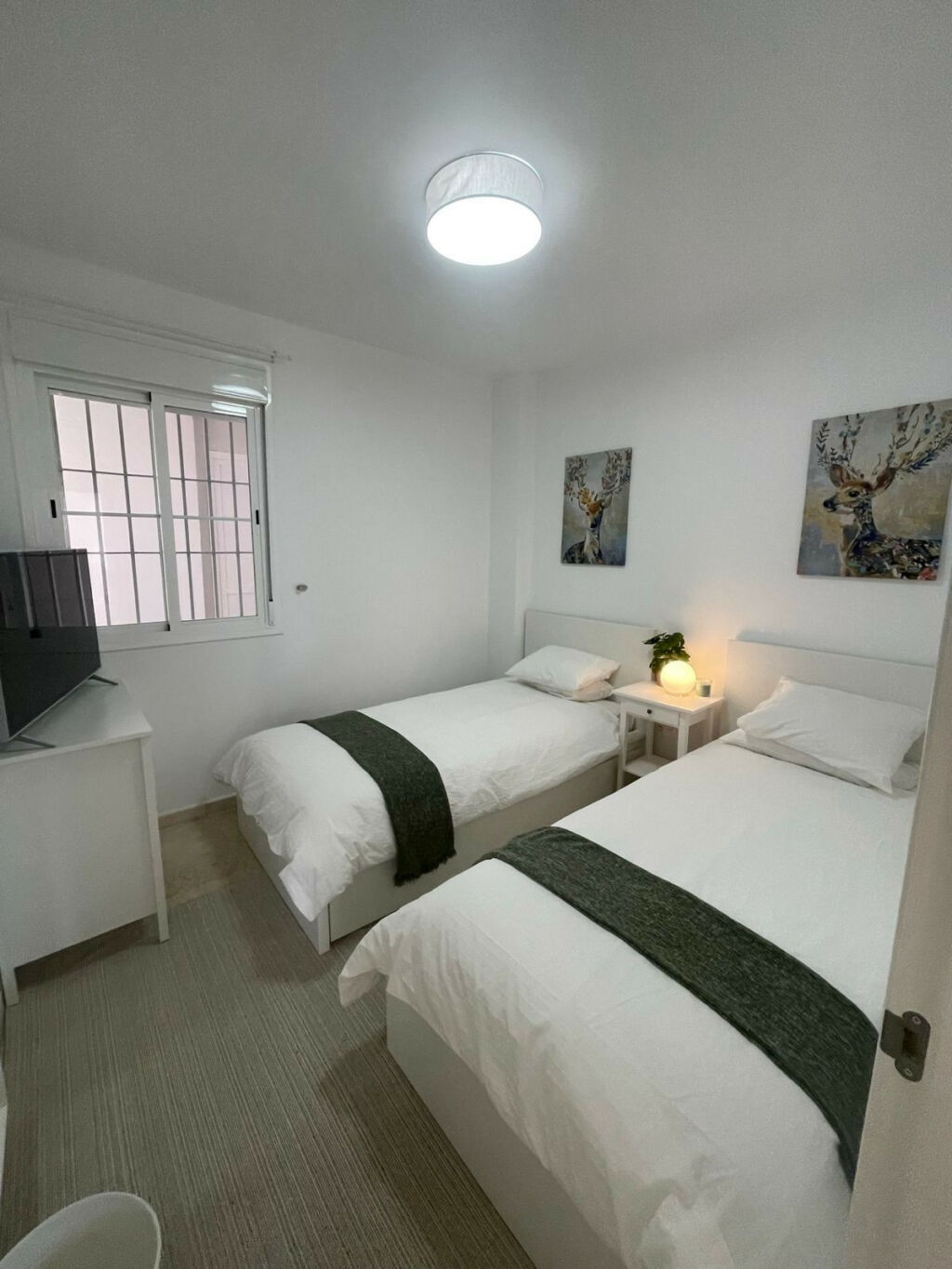 Middle Floor Apartment Manilva Málaga - image 9