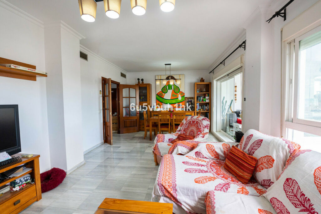 Ground Floor Apartment Alhaurin Golf Málaga - image 9