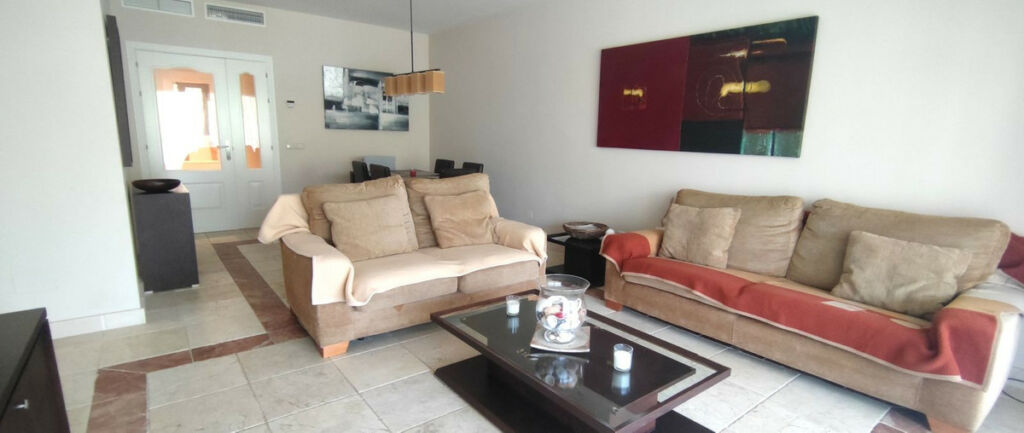Middle Floor Apartment Atalaya Málaga - image 9