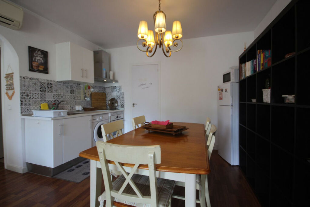 Middle Floor Apartment Calahonda Málaga - image 11