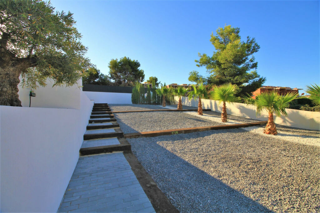 Detached Villa Calpe Alicante - image 9