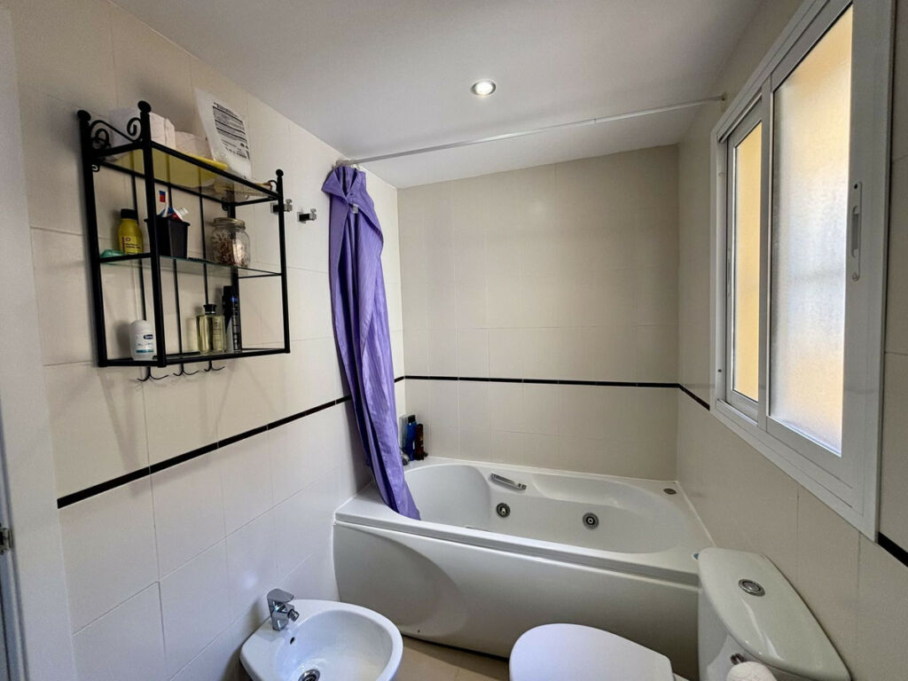 Penthouse Benalmadena Málaga - image 9