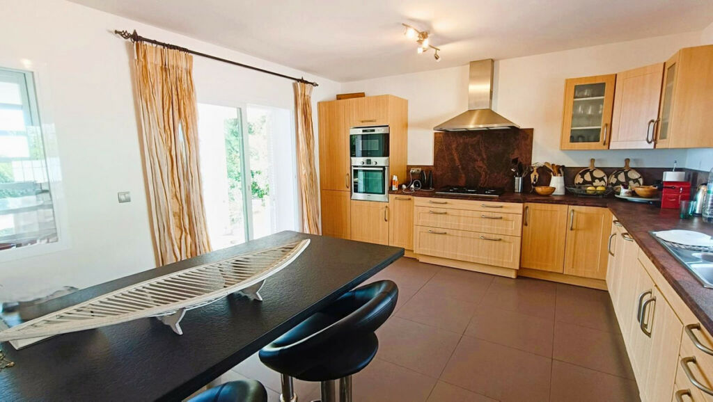 Detached Villa Manilva Málaga - image 9