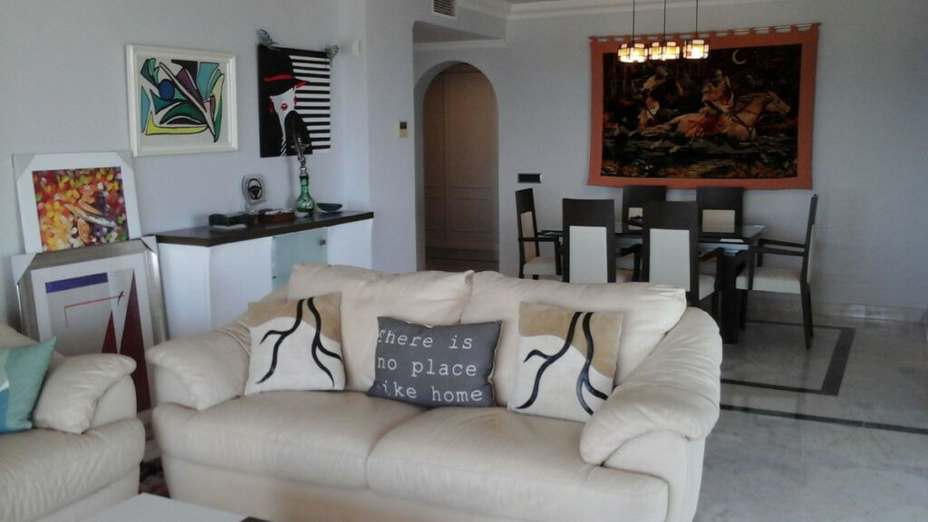 Middle Floor Apartment Puerto Banús Málaga - image 8