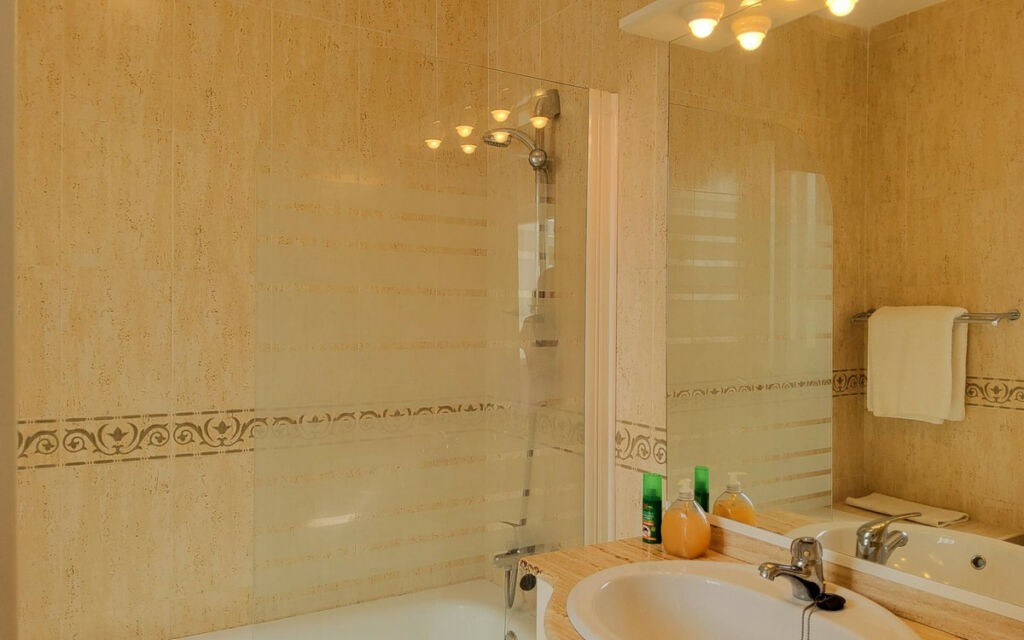 Penthouse Benalmadena Málaga - image 11