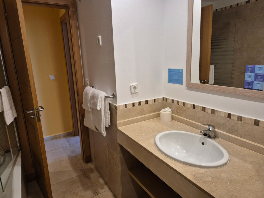 Ground Floor Apartment Manilva Málaga - image 9