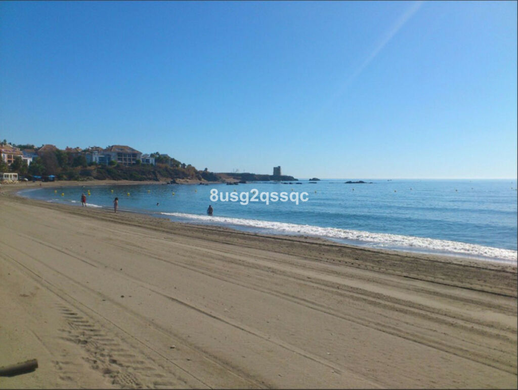 Ground Floor Apartment Casares Málaga - image 10
